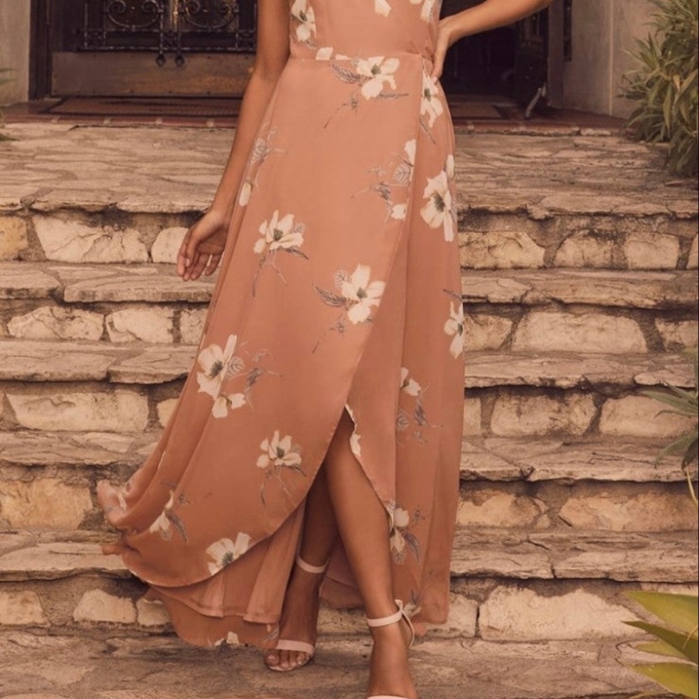 Dress - Picture 3 of 10